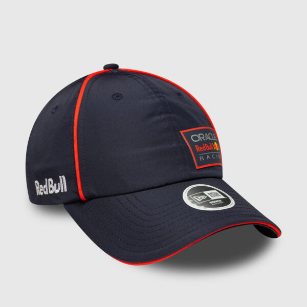RED BULL F1 2025 BONÉ EQUIPA MULHER - Image 3